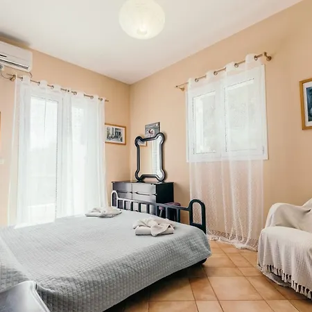 Villa Dionisia, Relaxation With Jacuzzi Retreat